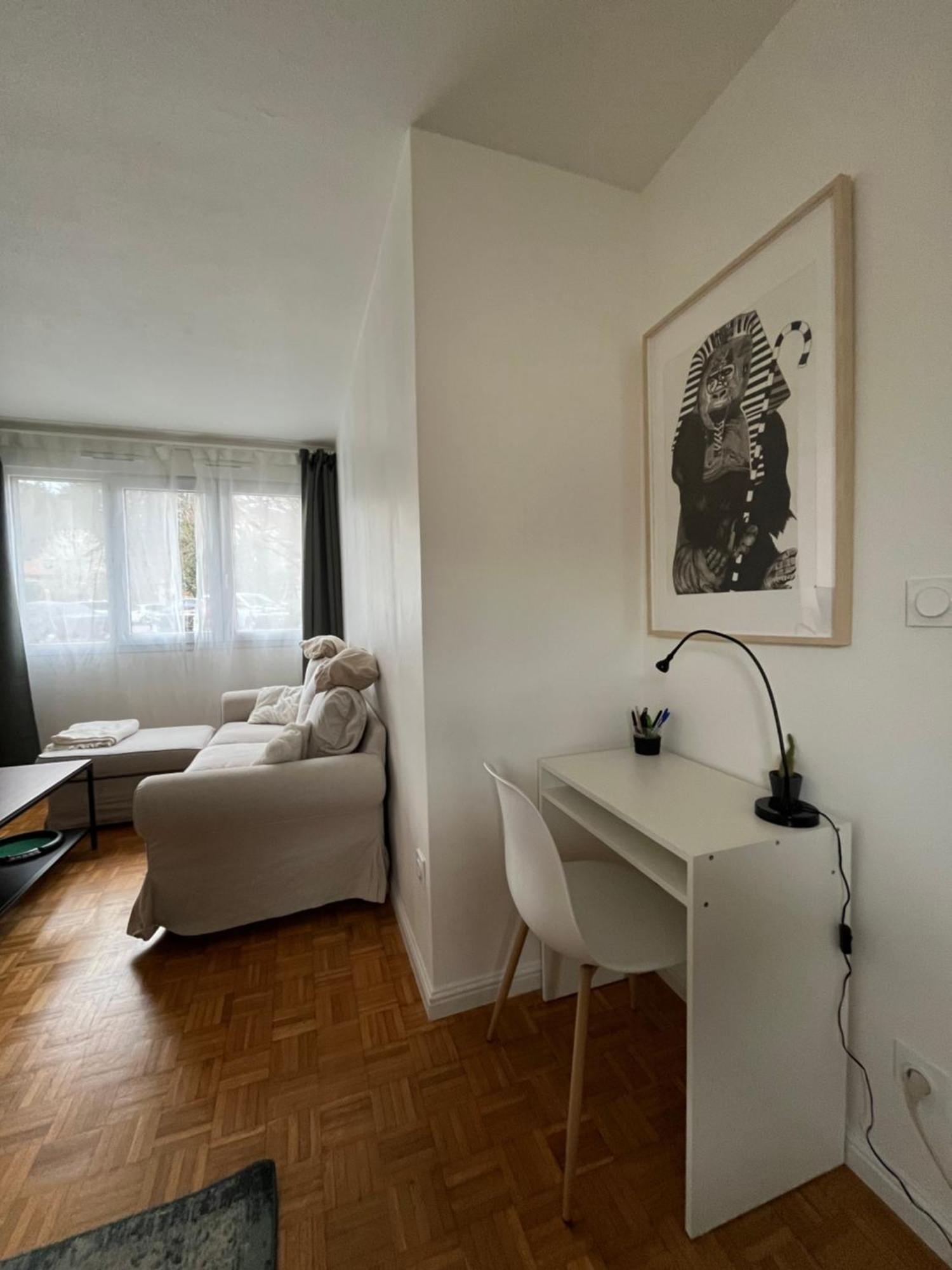 Appartement Cosy Et Confortable Saint-Genis-Laval Kültér fotó